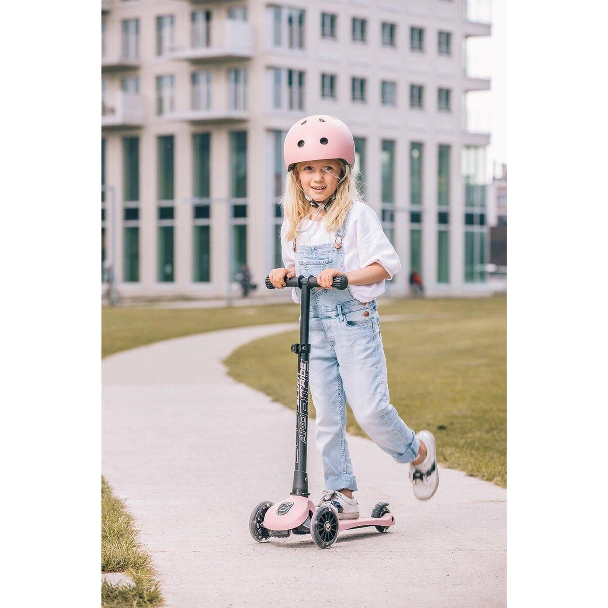 Highwaykick 3 LED Mini Scooter Rosa