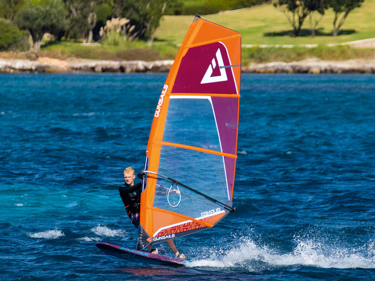 JUNIOR WINDSURFZEIL 6,2 M² COMPLETE SET 2/5