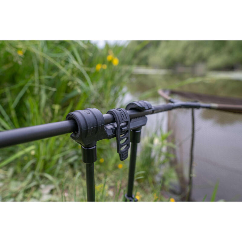 Avid Lok Down Landing Net Holder - Karper Steun