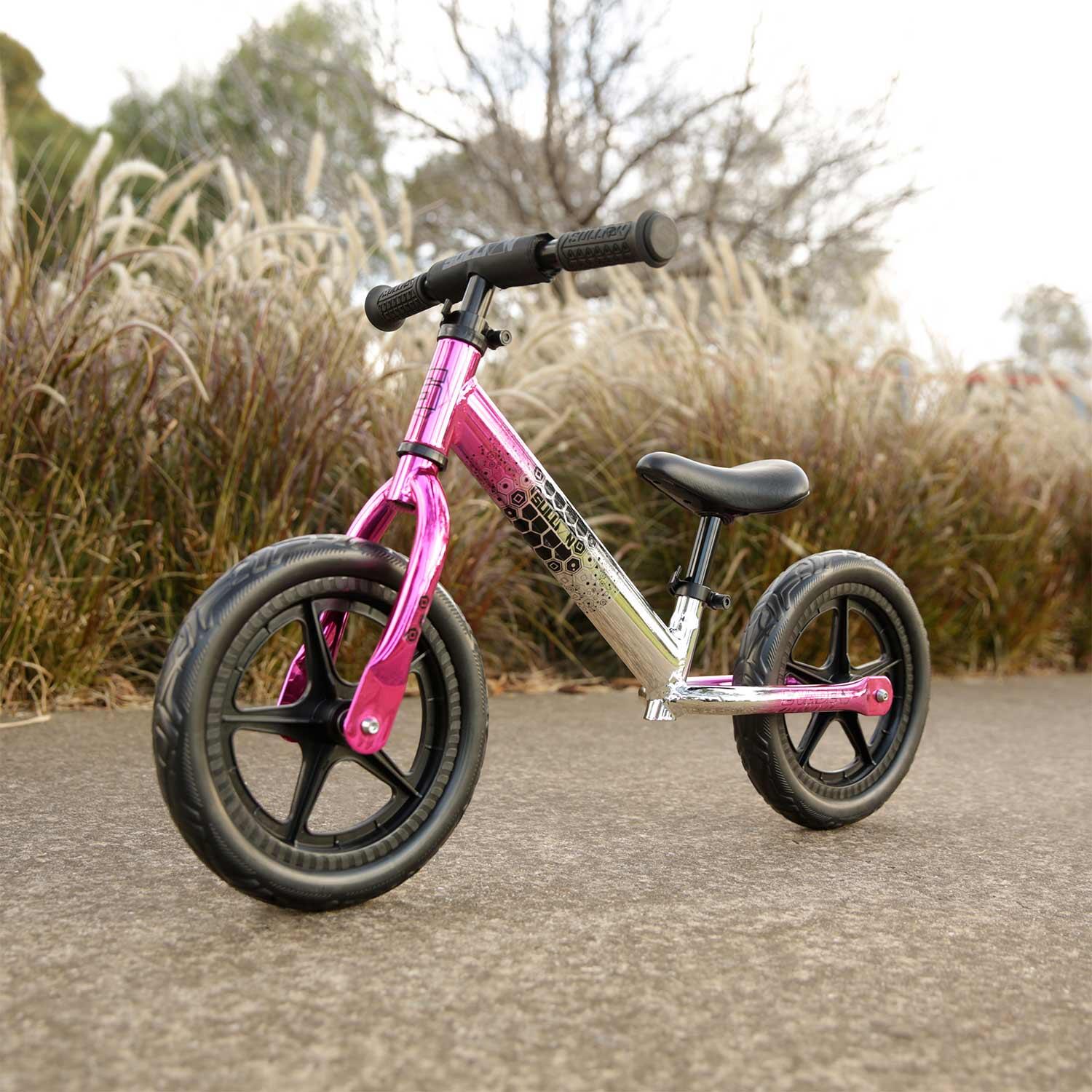 Evade 12" Wheel Balance Bike, Electro Pink 5/6