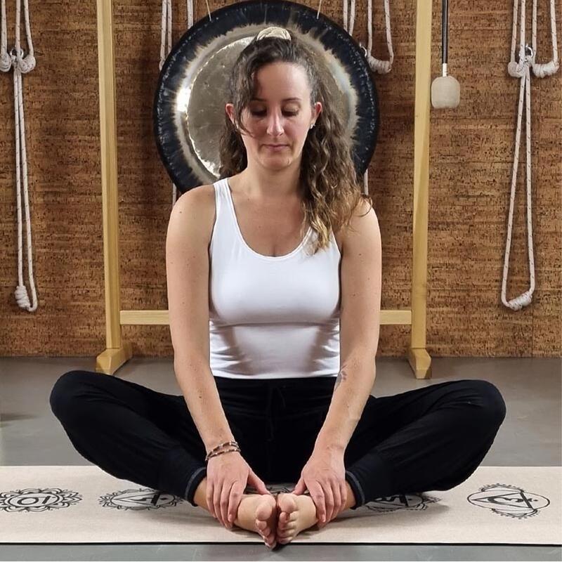 Haut de yoga bambou, sans coutures - T-shirt yoga femme soutien intégré - Blanc