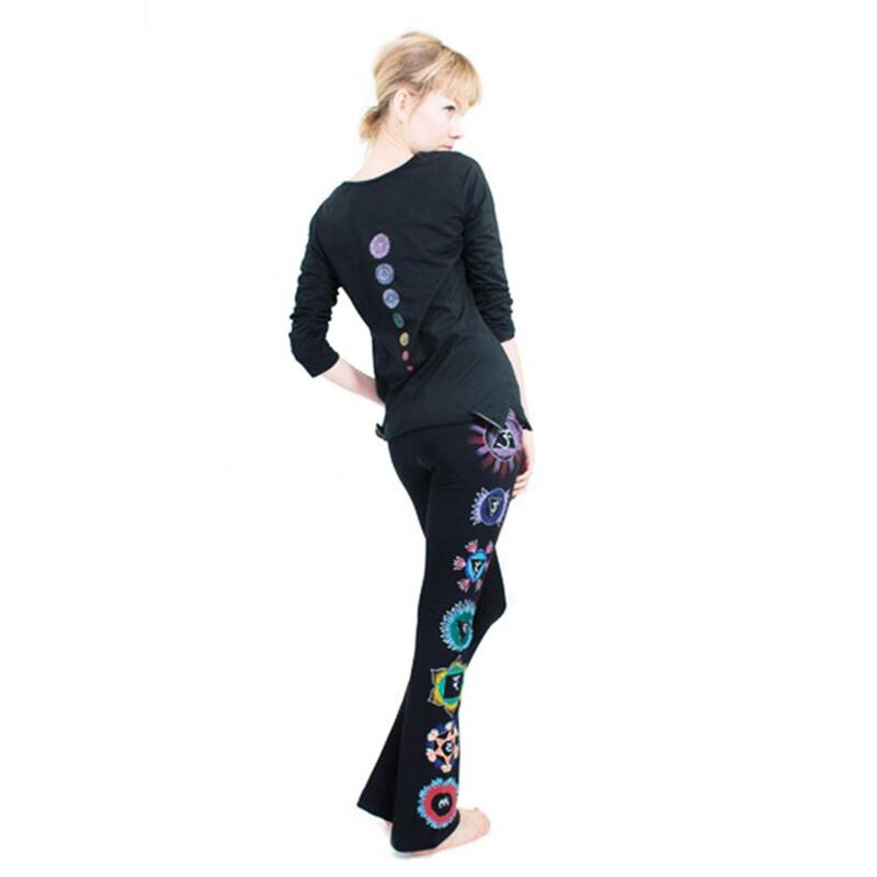 Pantalon de yoga femme - bootcut - 7 chakras peint à la main - noir ACHAMANA