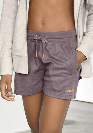 Damen Bench. Relaxshorts