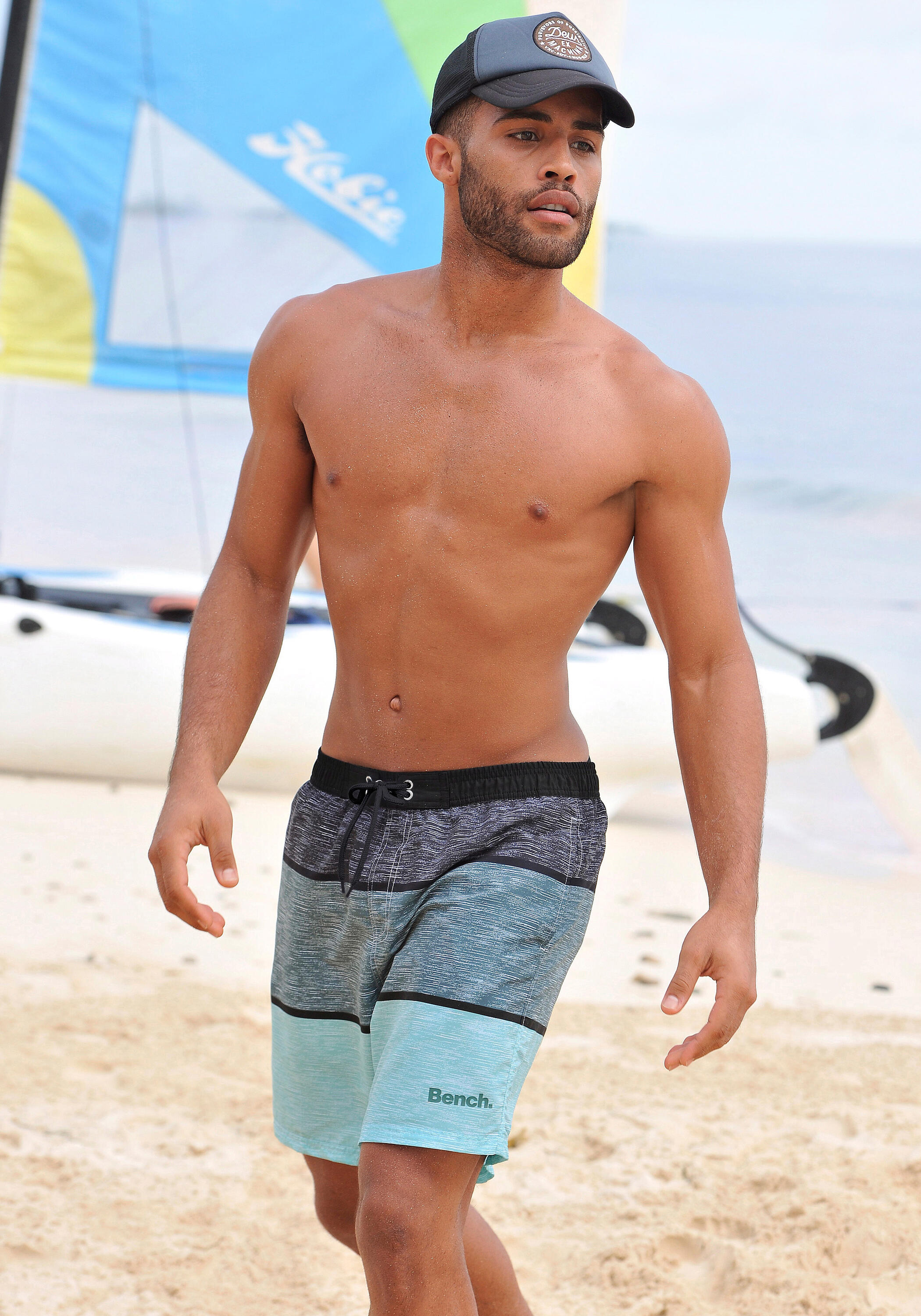 BENCH Herren Bench. Badeshorts