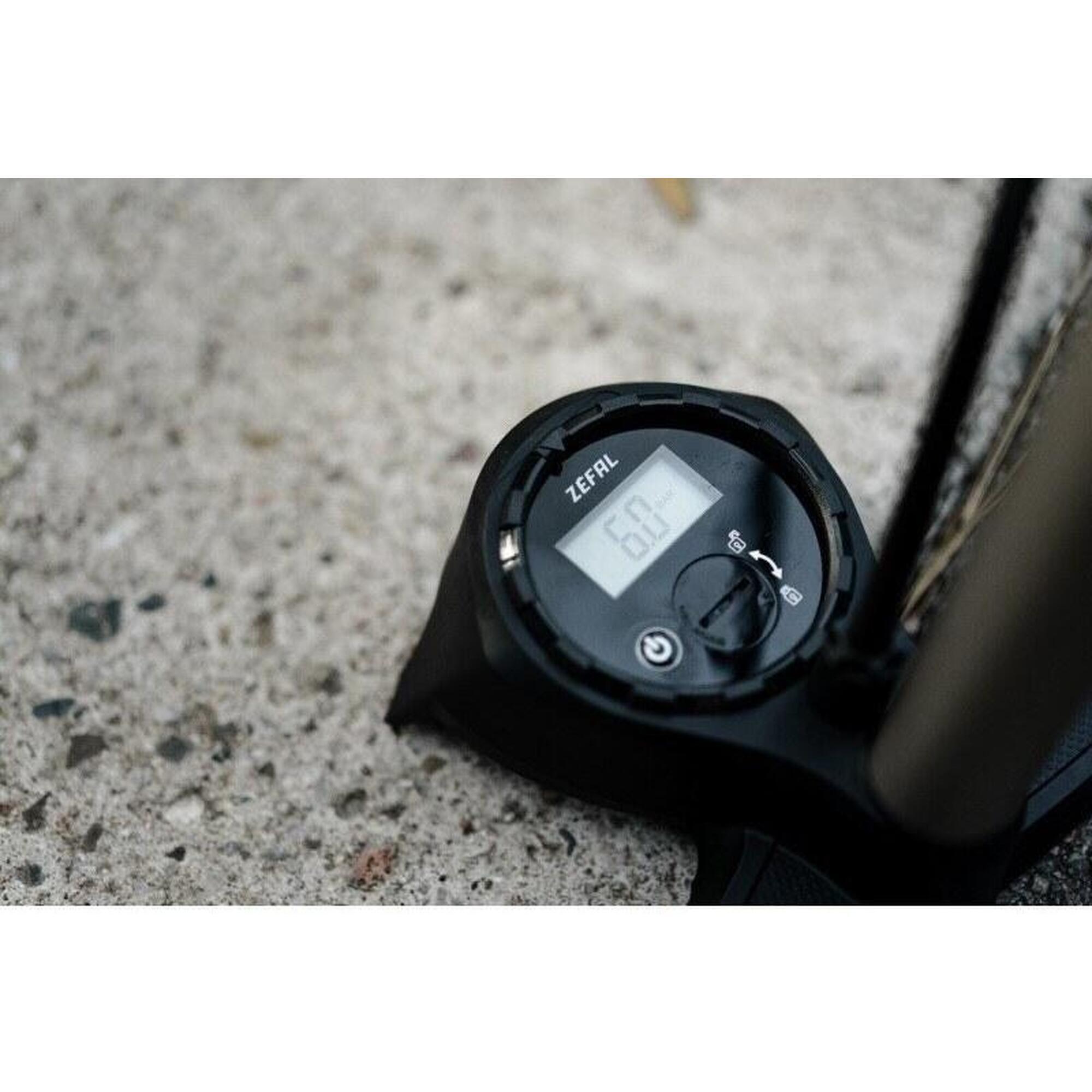 Pompa a pedale in alluminio Zefal Profil Max FP65 Z-Switch