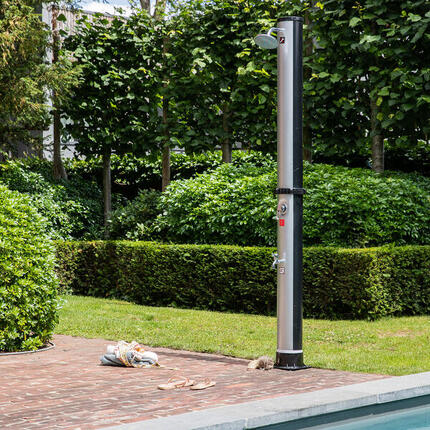 Douche solaire FIDGI noire et argent 35L