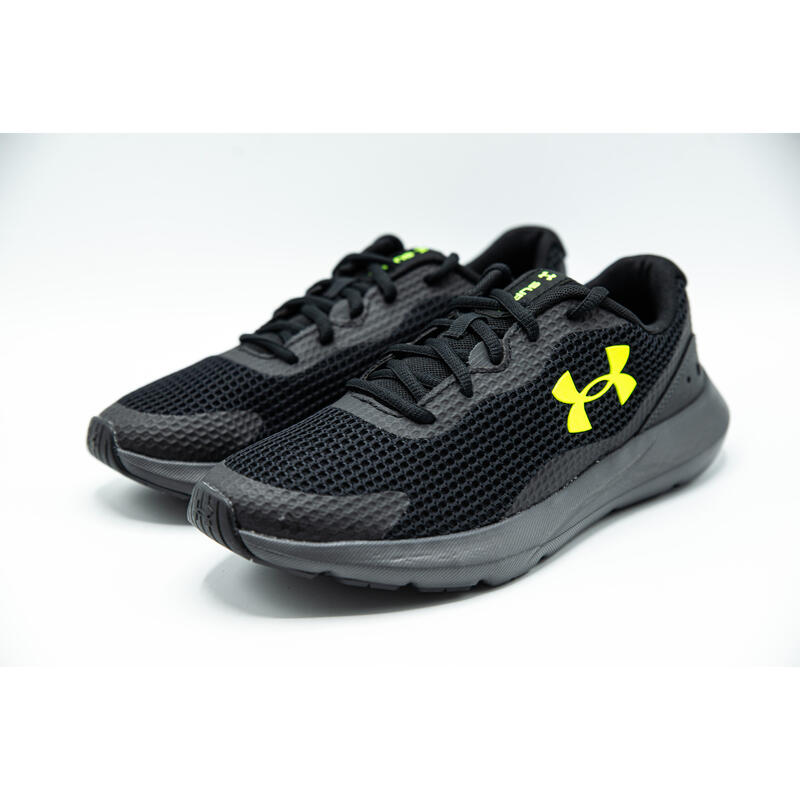 Zapatillas Under Armour Surge 3, Negro, Hombre