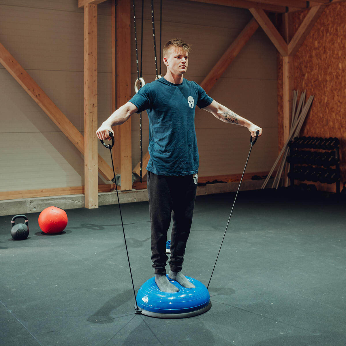 Stazione di equilibrio a mezza sfera "Balance Ball" Ø 50 cm