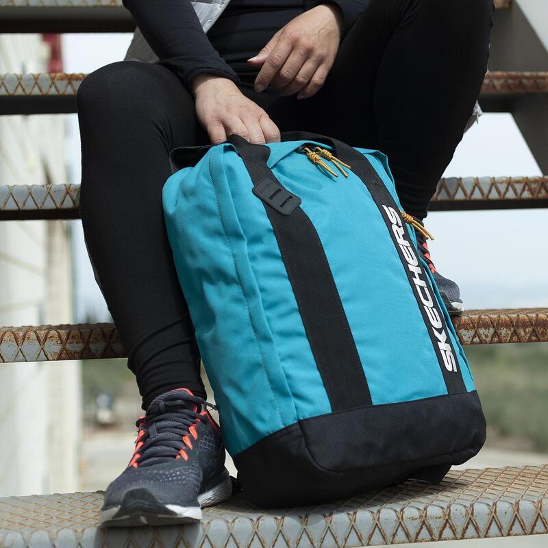 Mochila Deportiva 12,6L Peak Color Azul Cyan