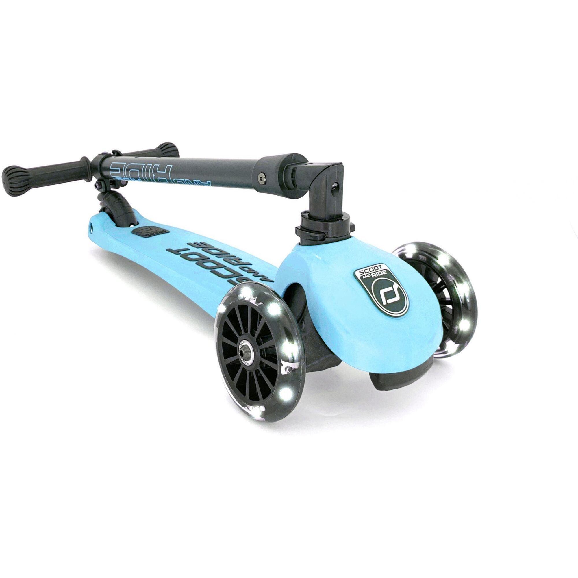 Highwaykick 3 LED Mini Scooter Blueberry