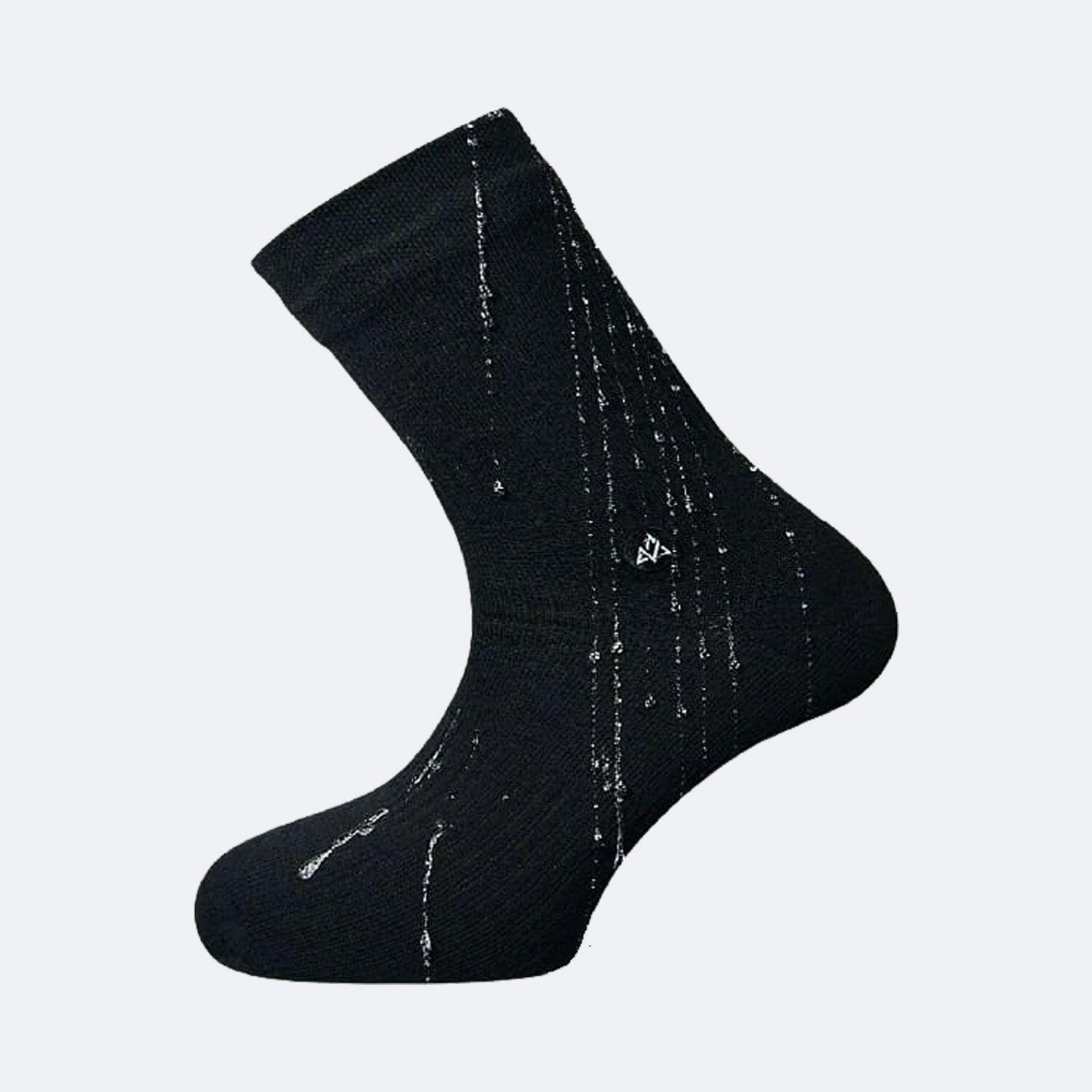 Chaussettes Impermeables TRAIL DRY Noir a partir de fibres de bambou VERJARI Decathlon