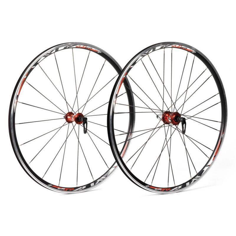 Set platte spaakwielen XLC ws-r02 sl racing 622-15c shimano 9-10v.