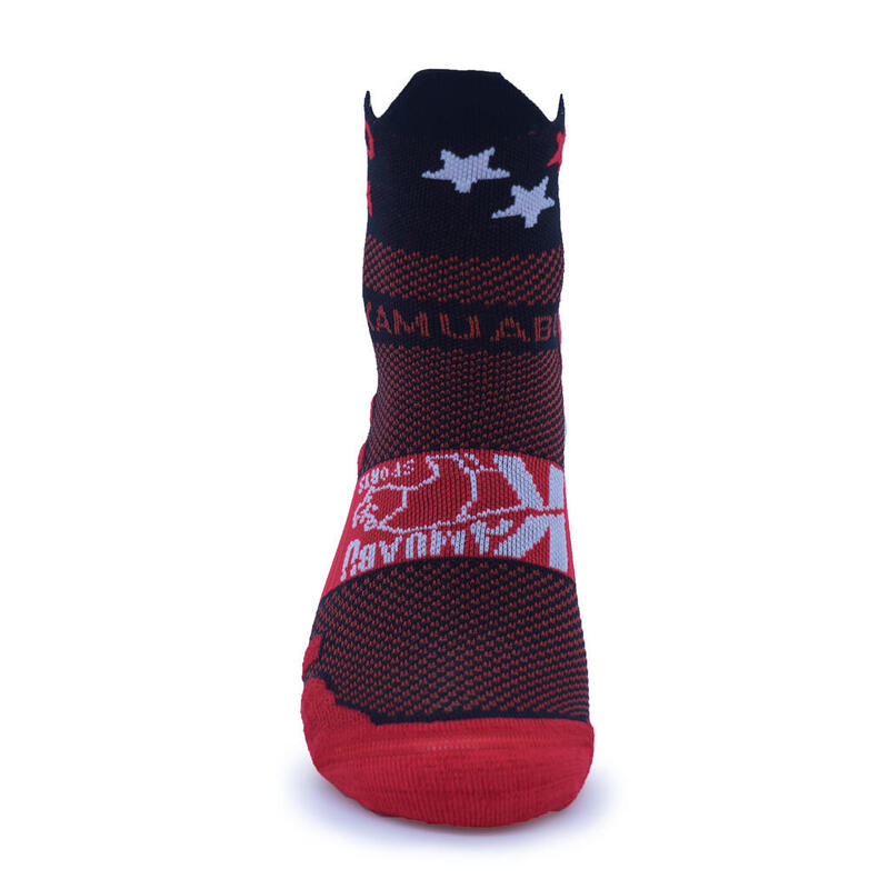 CHAUSSETTES RUNNING CHEVILLE #COMOUNACABRA mixte KAMUABU rouge/noir