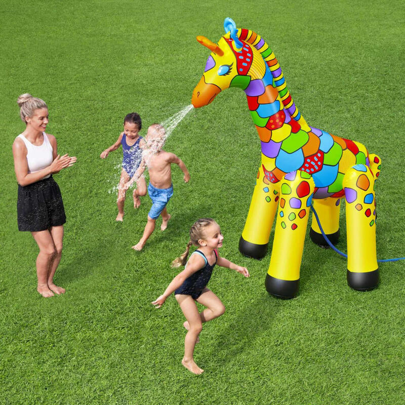 Giraffe jumbo met sproeier