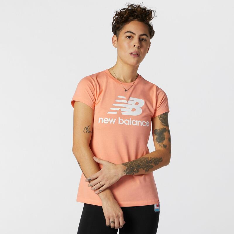 Camiseta de mujer New Balance essentials stacked