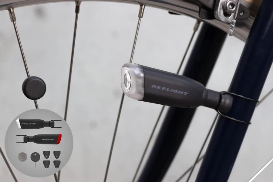 set di illuminazione per biciclette Reelight Cio Reepower Flash 3/5