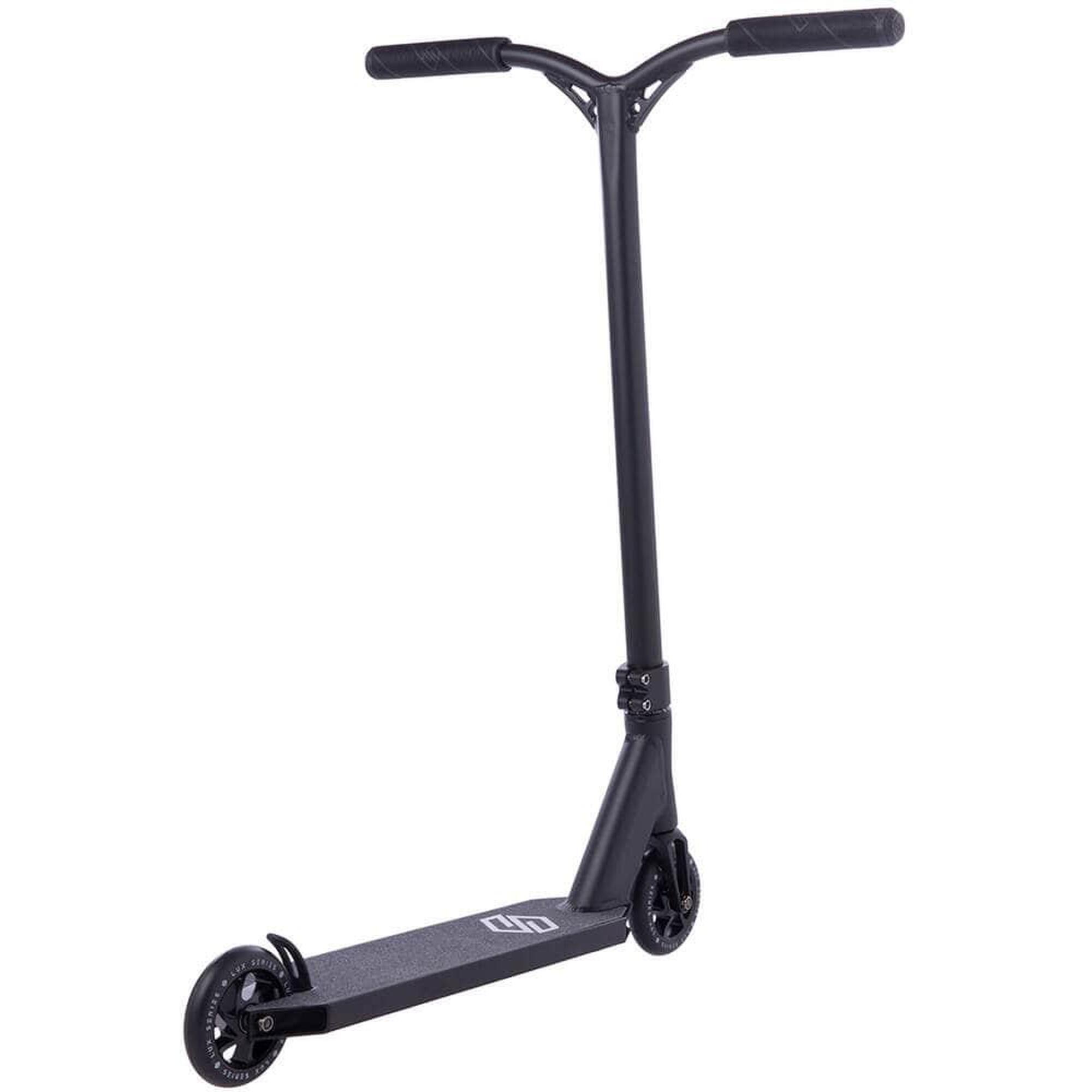 Trotineta Freestyle Striker Lux Negru
