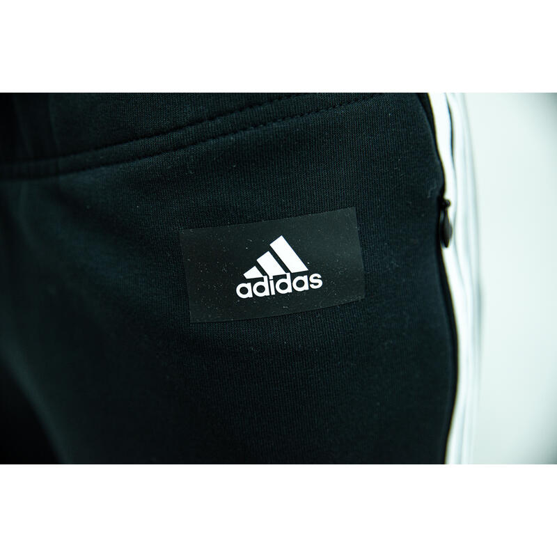 Een broek adidas Sportswear Future Icons, Zwart, Dames