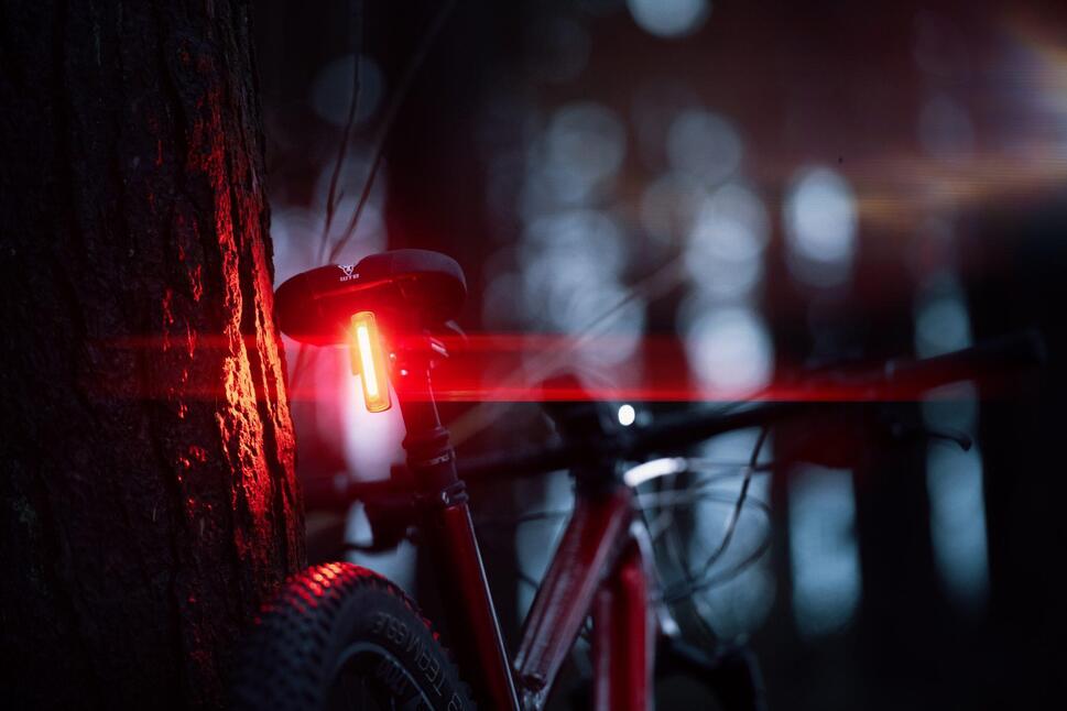 Lampka rowerowa tylna Moon Comet-X 50lm COB LED