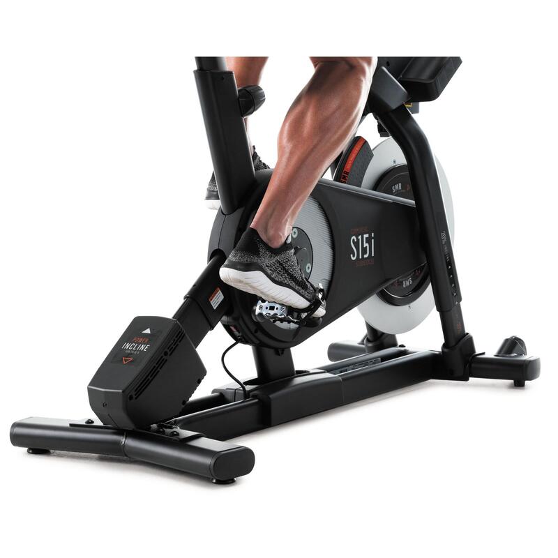 Hometrainer Commercial S15i Studio Cycle iFIT aangesloten / 22 Weerstandsniveaus