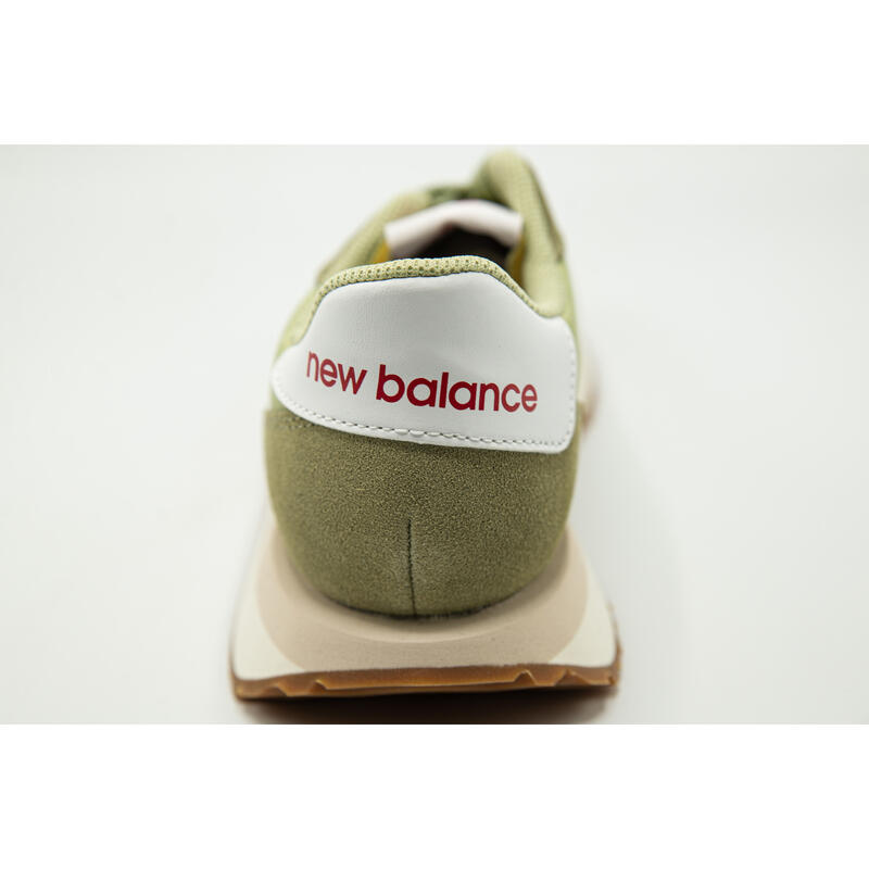 Pantofi sport barbati New Balance, Verde