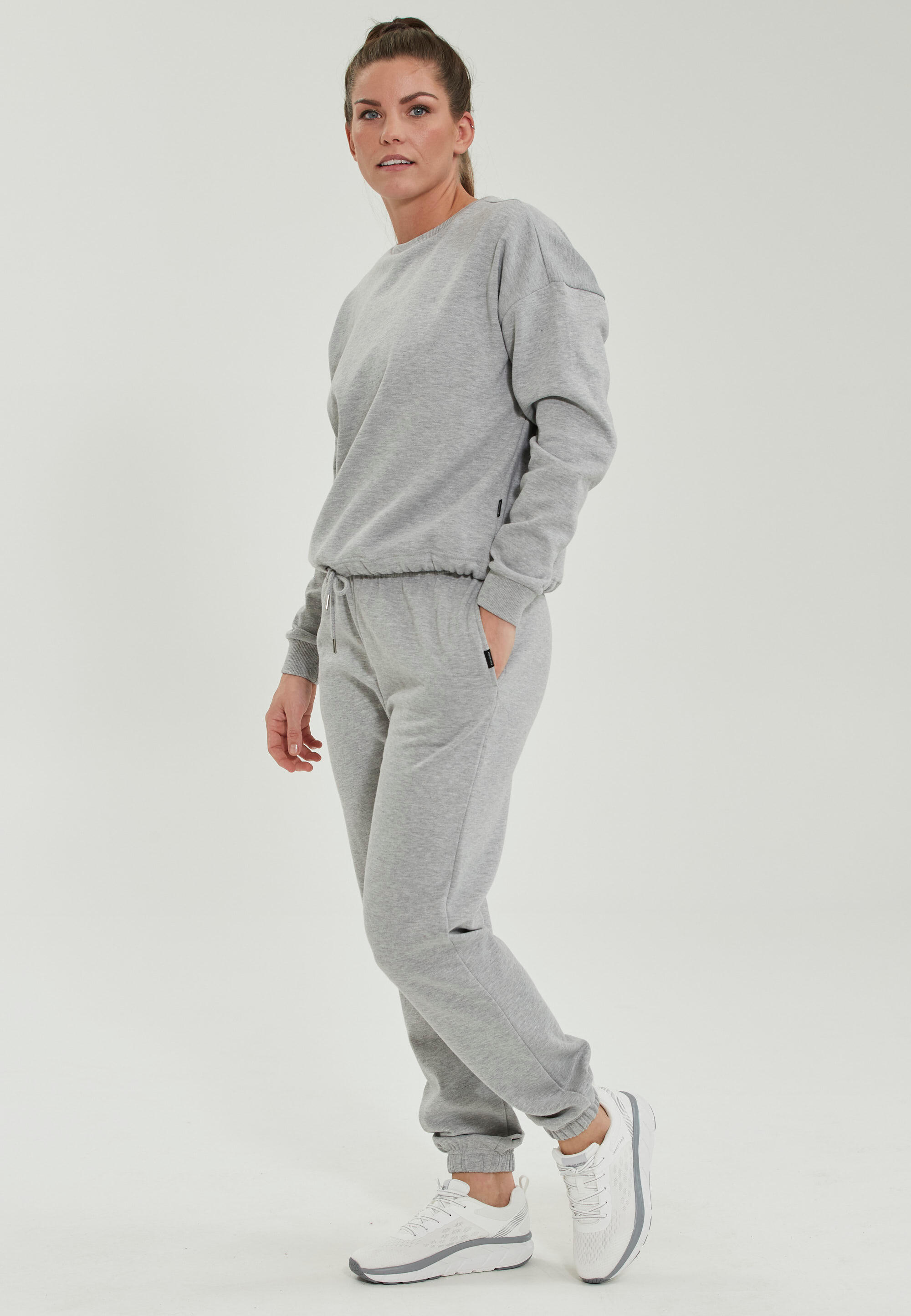 ENDURANCE Sweatshirt 3/5