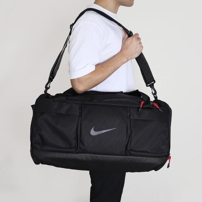 BA5785-010 高爾夫球行李袋 35L - 黑色