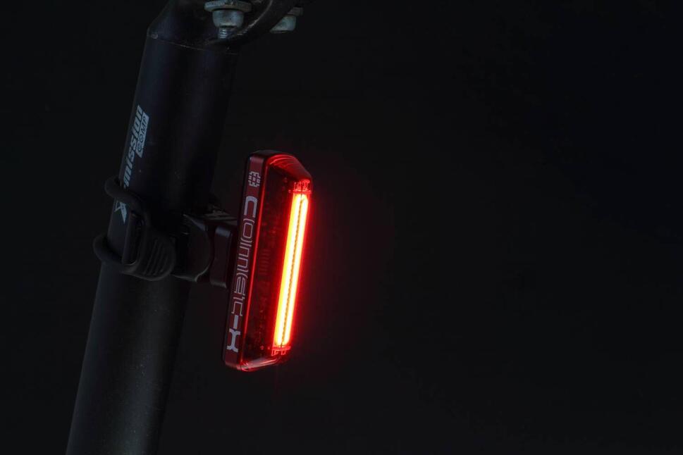 Zestaw oświetlenia rowerowego przedniego i tylnego Moon Meteor-X Auto Pro Comet-