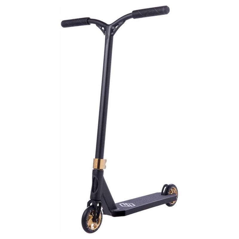 Trottinette Striker Lux