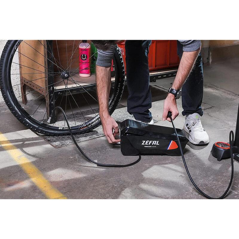 Pack Compresseur portable 6L avec kit pneumatique + Pied d'atelier pliable  pour vélo