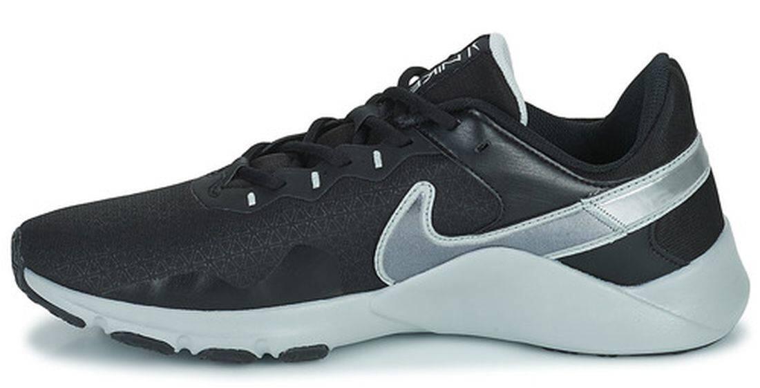 Chaussures Hommes Nike Legend Essential 2 noir 5/5