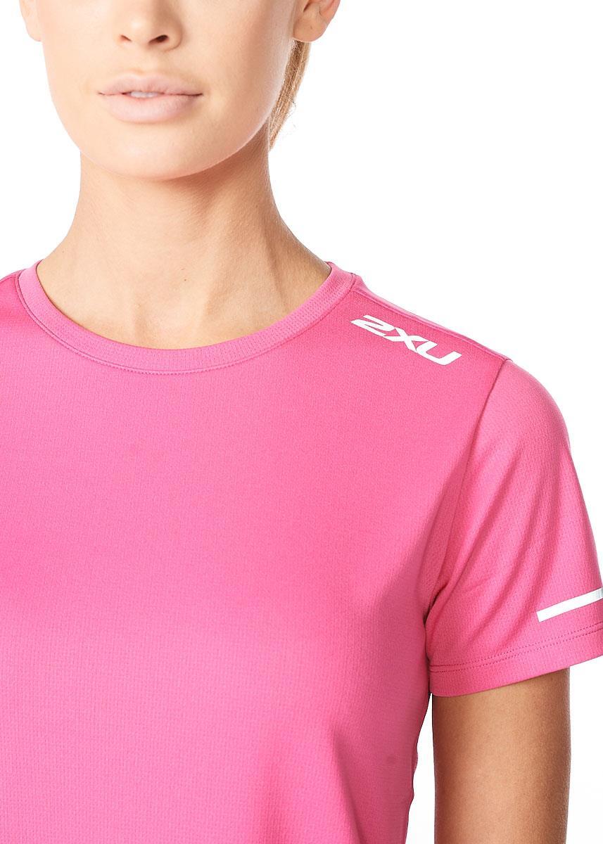 2XU Women's Aero T-Shirt - Magenta 3/4