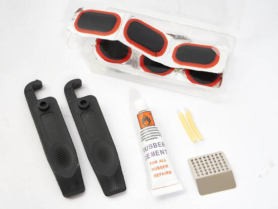 SET RIPARAZIONE PNEUMATICI BMX KHEBIKES