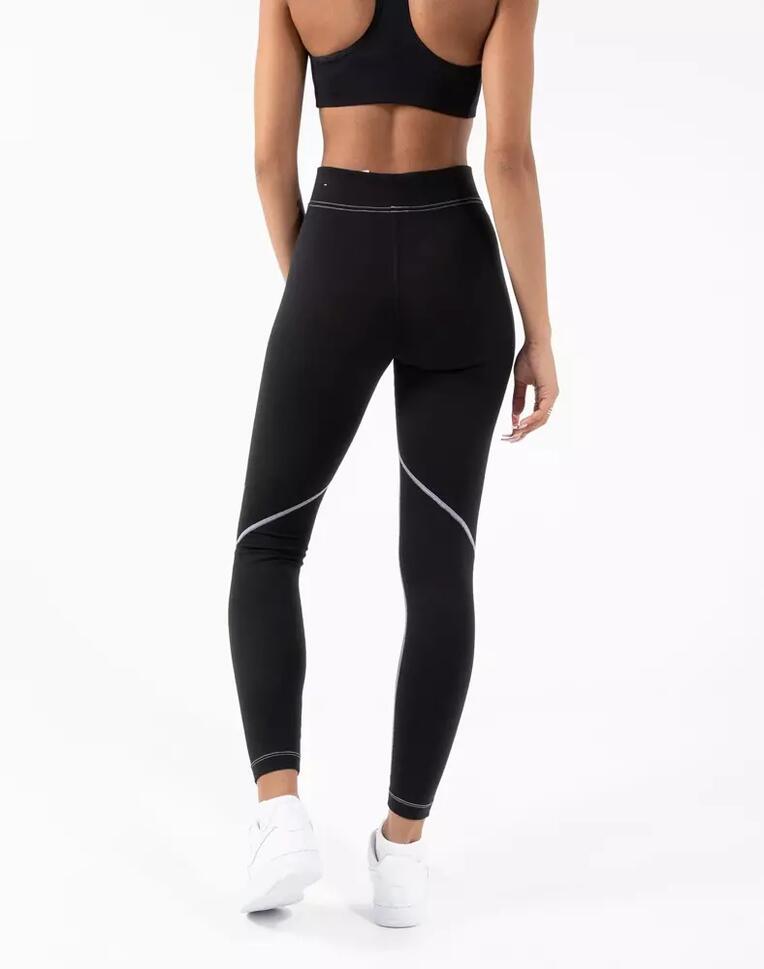 Legginsy fitness damskie Nike Sportswear Swoosh czarne