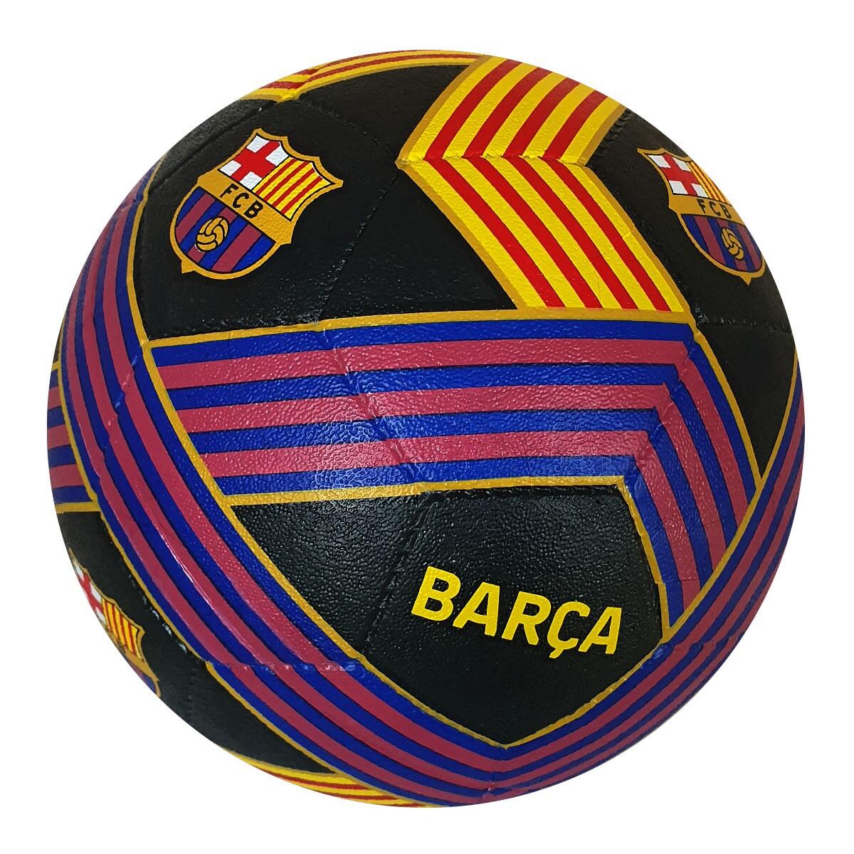 A Barça briliáns sokszínű labdája 2/4