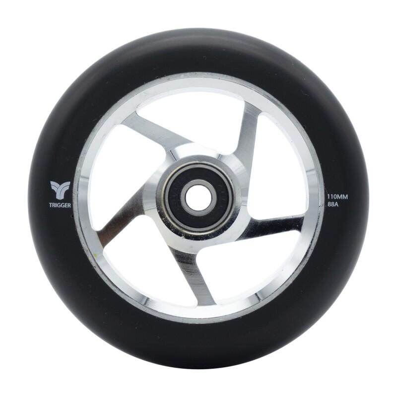 Freestyle Scooter Wheels Trigger 5 Spokes 110mm 88A Chrome Schwarz x2