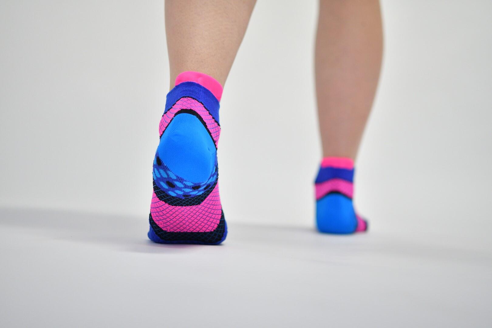 Calza tecnica running media compressione corta 4/4
