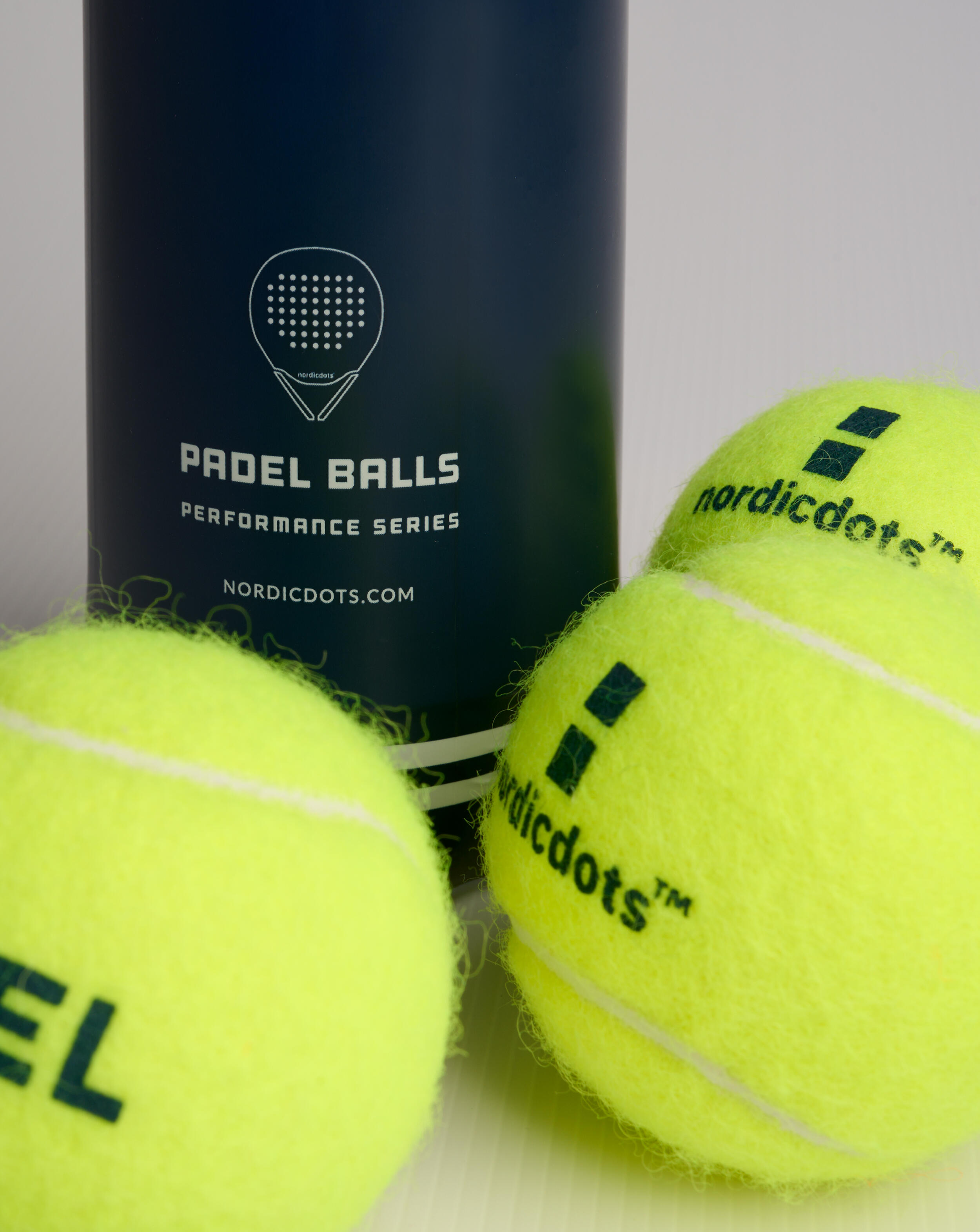 Padelbälle All Court - 4er-Dose 2/3