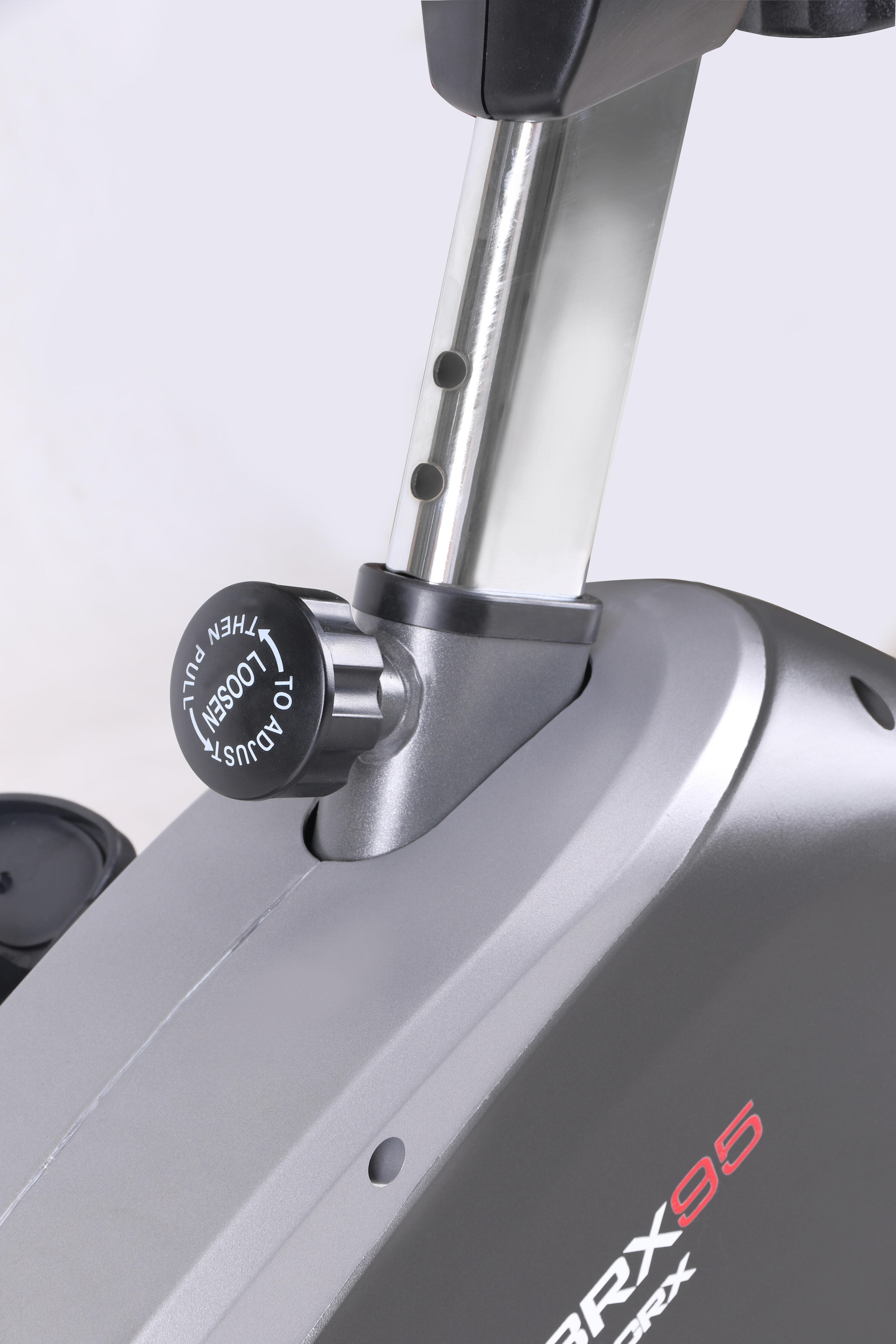 BRX-95 HRC cyclette accesso facilitato, volano 10 kg, peso max utente 125 kg 4/7