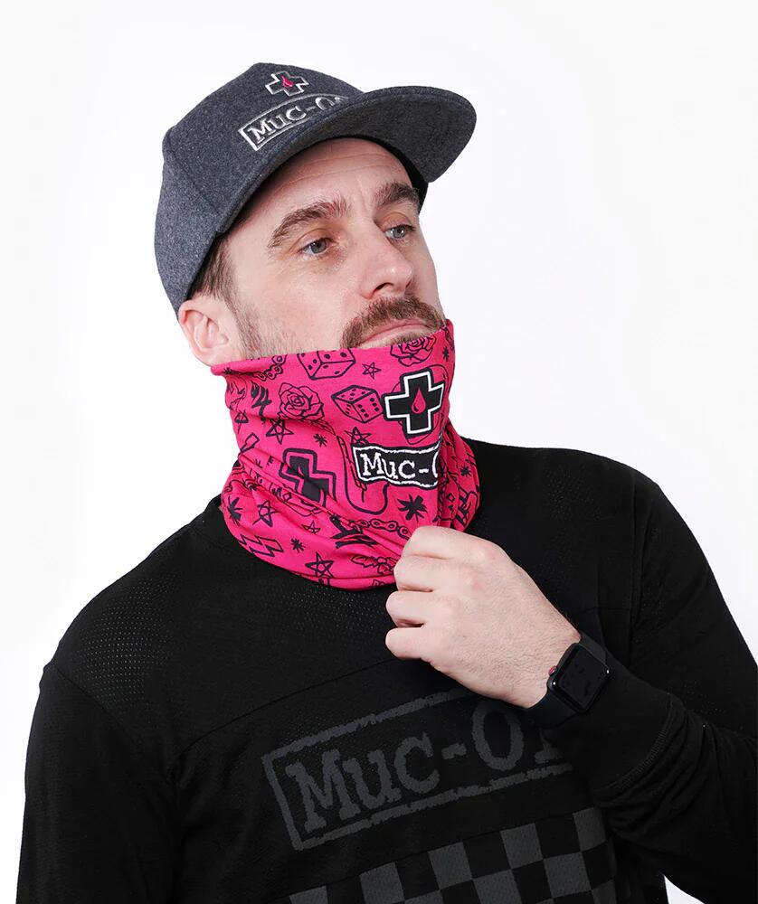 Écharpe légère pour le cou - Pink Punk 3/4