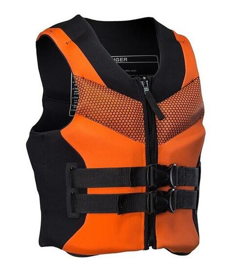 Gilet de sauvetage en néoprène orange pour sports nautiques.