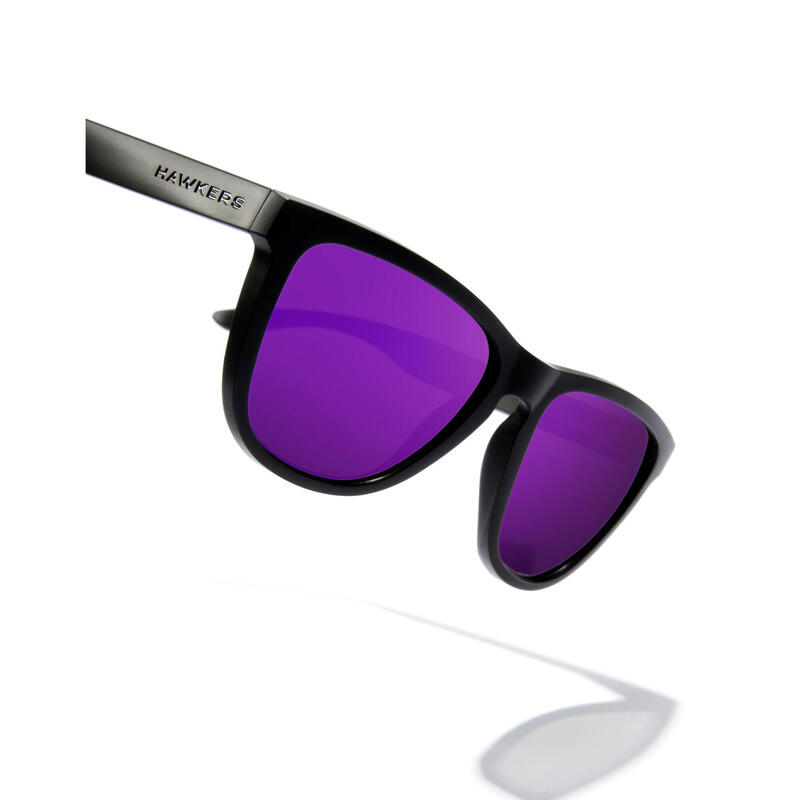 HAWKERS Zonnebrillen voor Mannen en Vrouwen BLACK JOKER POLARIZED ONE Raw