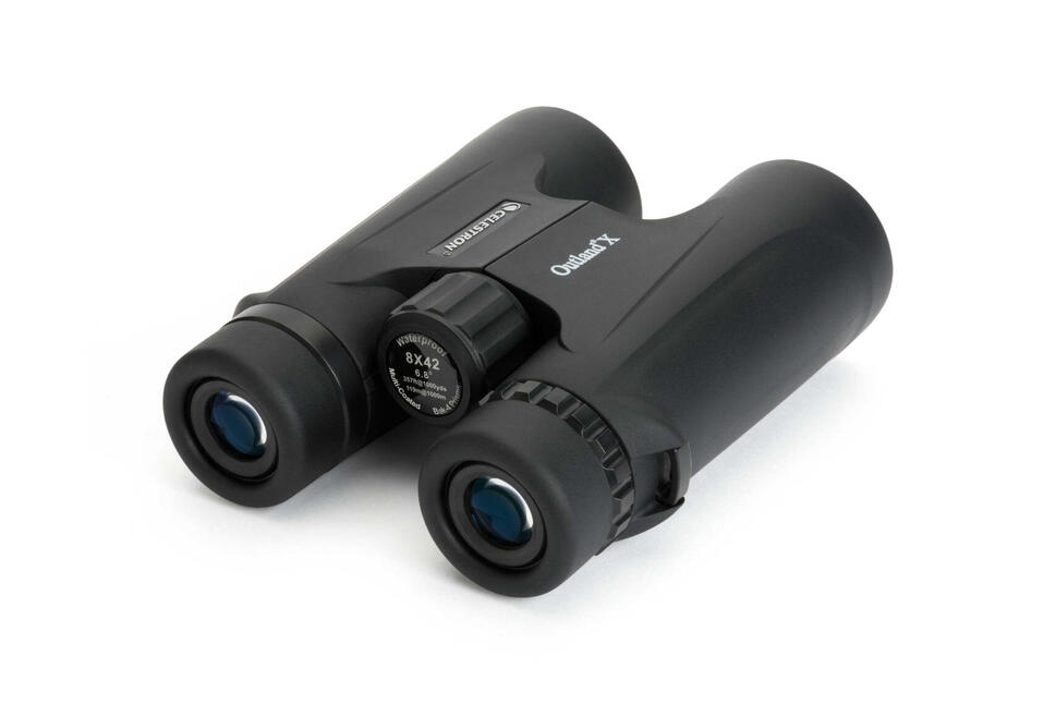 Lornetka Celestron Outland X 8x42
