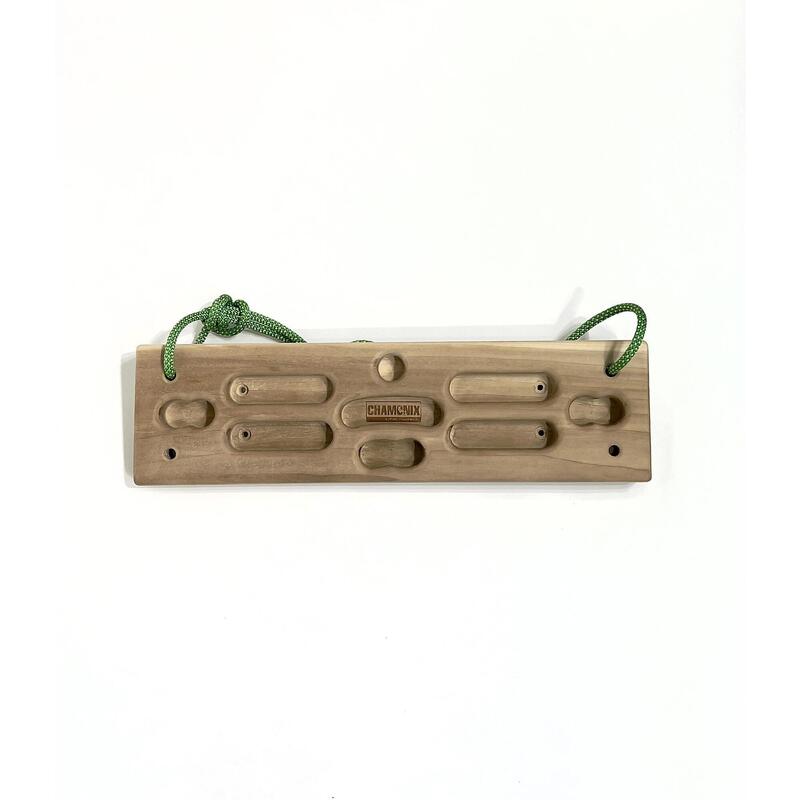 9 Holes Climbing Fingerboard - Brown