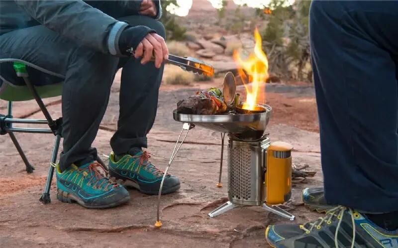 Kuchenka Biolite Camp Stove 2 3/7