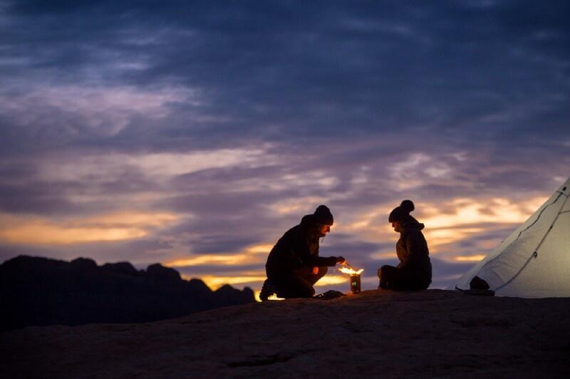 Kuchenka Biolite Camp Stove 2 4/7