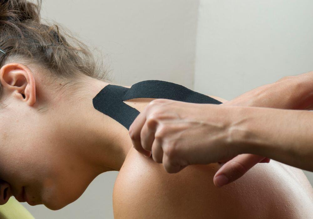 Kinesiology tape tejp Mueller 5 cm x 5 m 4/5