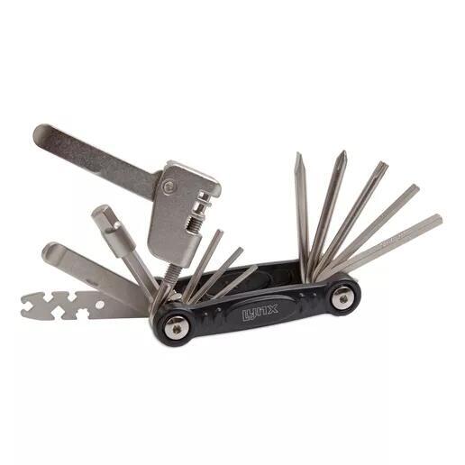 multitool pro avec 13 fonctions