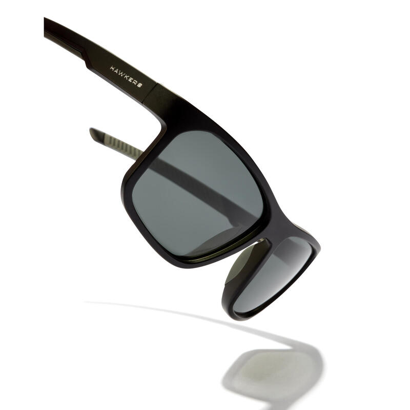 Occhiali da sole per Uomo e Donna BLACK DARK POLARIZED - COMANECI