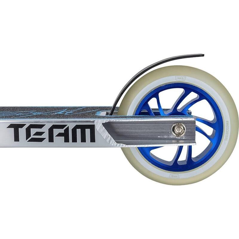 Trottinette freestyle NKD Team Raw